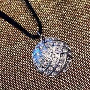 🏐 NWT Crystal Volleyball Necklace